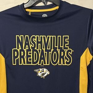 Nashville Predators NHL Long Sleeve‎ Shirt Size Med